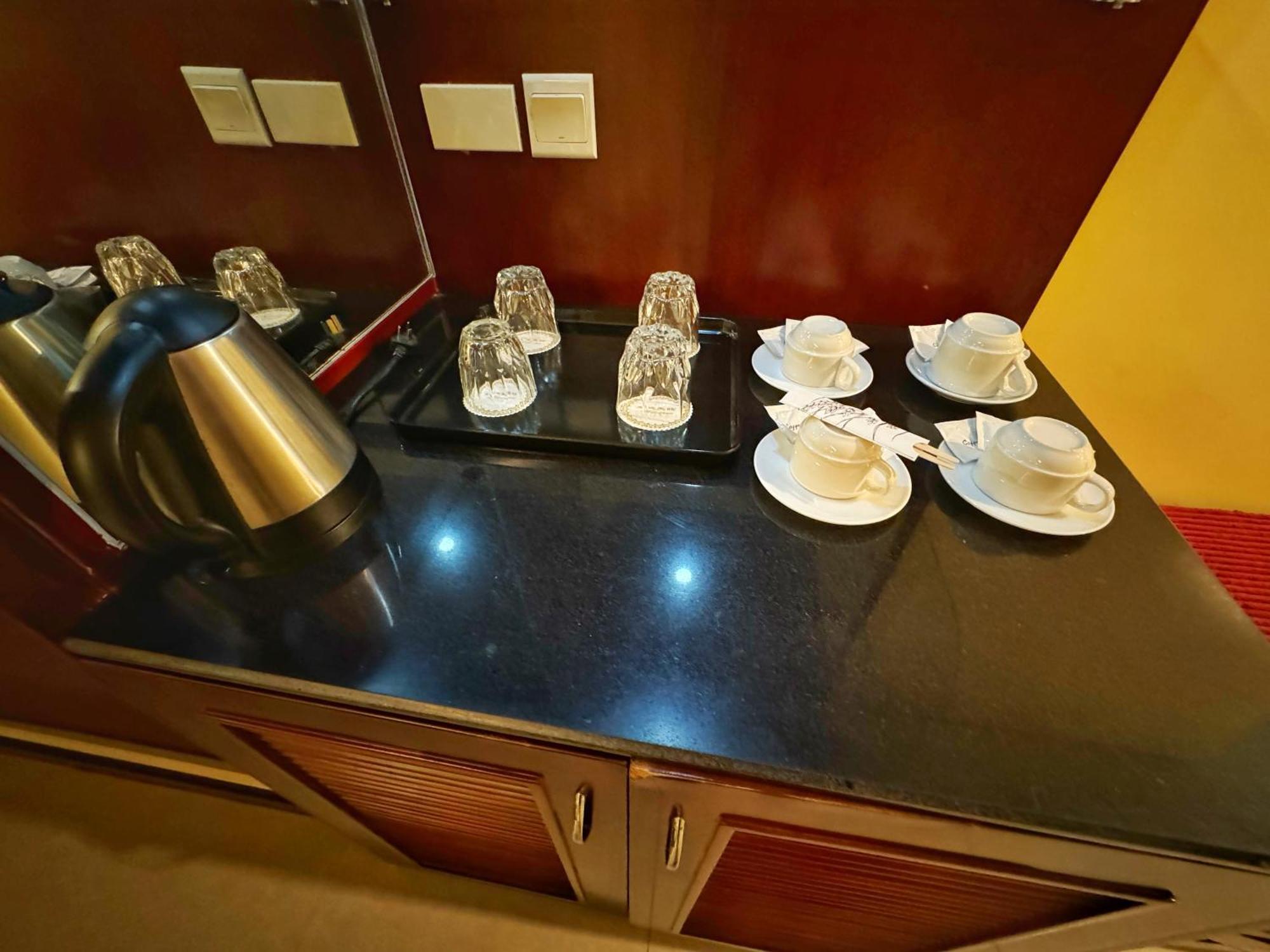 Golden Phoenix Hotel Boracay Manoc-Manoc Εξωτερικό φωτογραφία