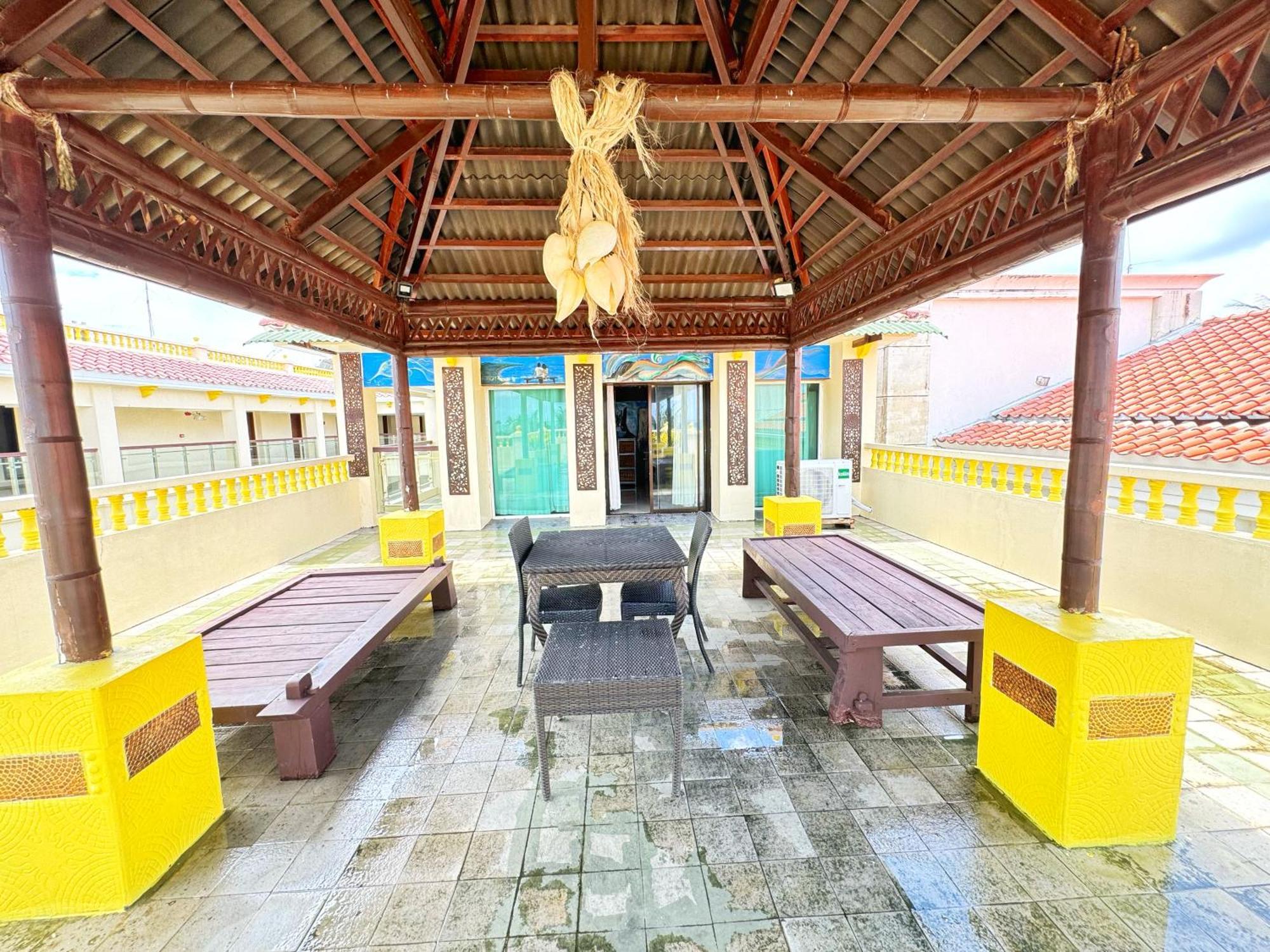 Golden Phoenix Hotel Boracay Manoc-Manoc Εξωτερικό φωτογραφία